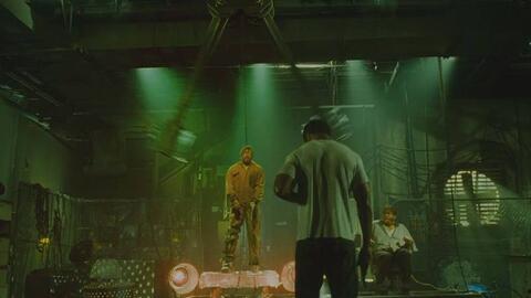 电锯惊魂4 在线观看,生死较量，极限求生